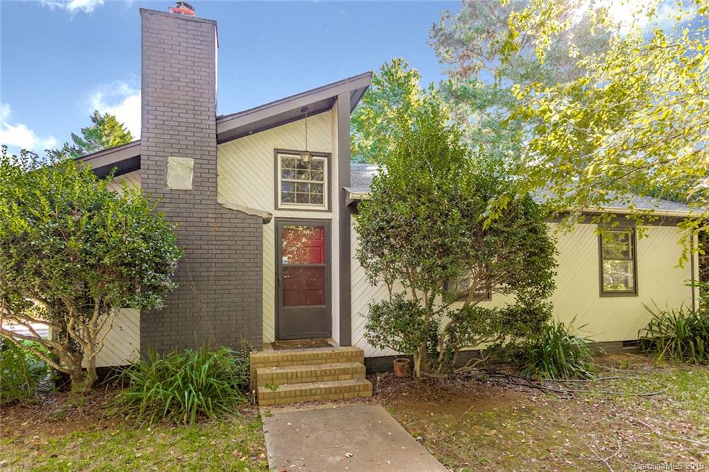 5901 Potter Road Matthews NC 28104