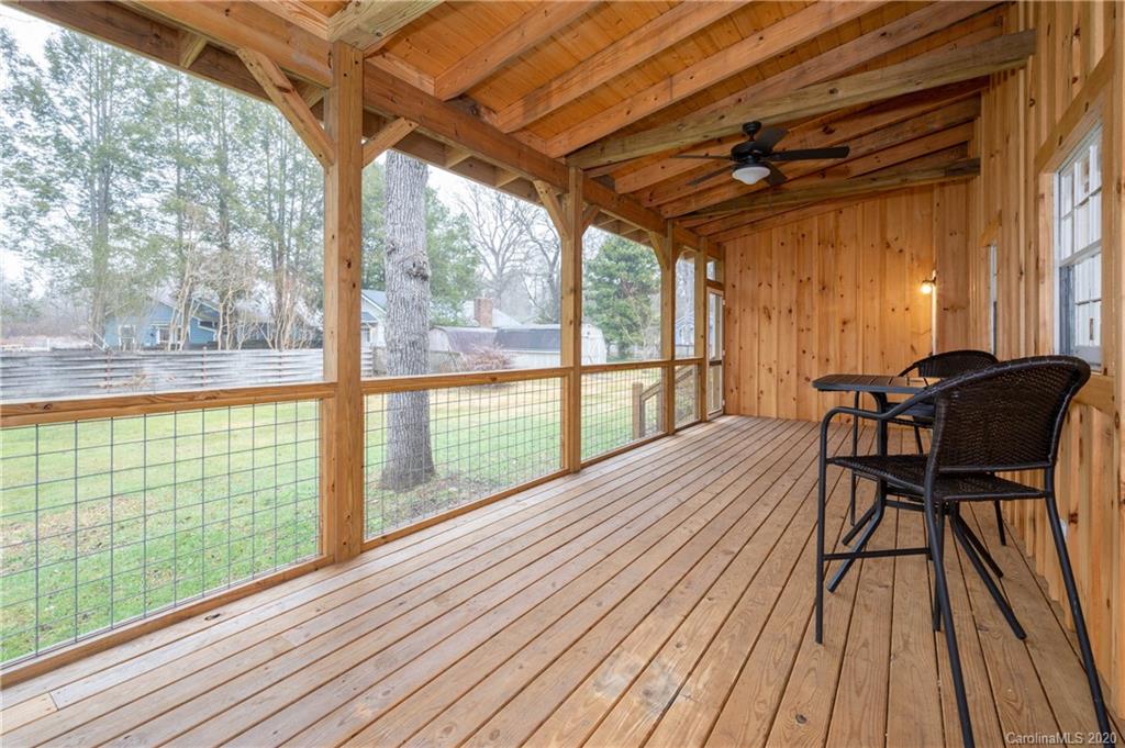 122 Miner Street Brevard NC 28712