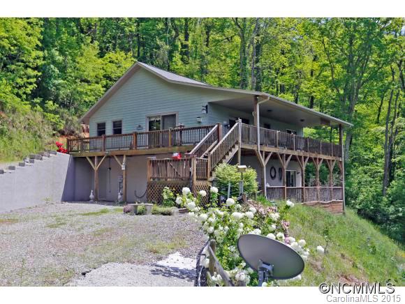 286 Treetop Lane Waynesville NC 28785
