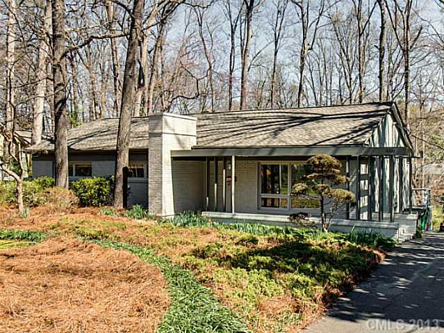 2501 Tanglewood Lane Charlotte NC 28211