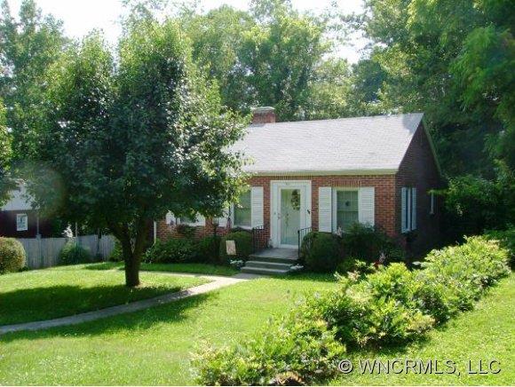 111 Arthur Road Asheville NC 28806