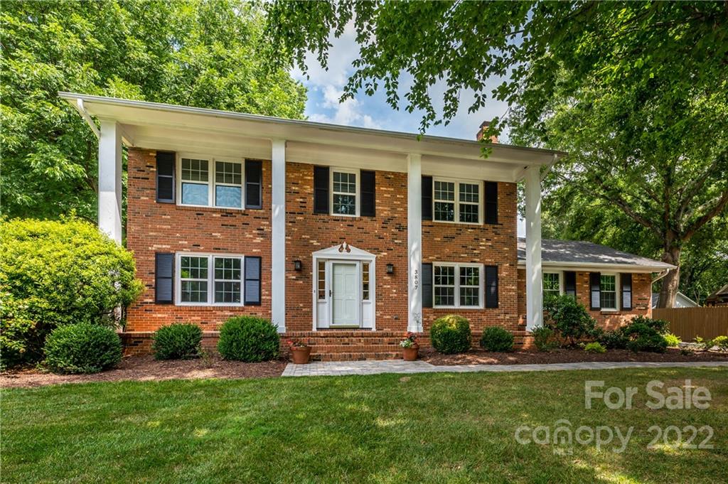 3807 Willowood Drive Charlotte NC 28210