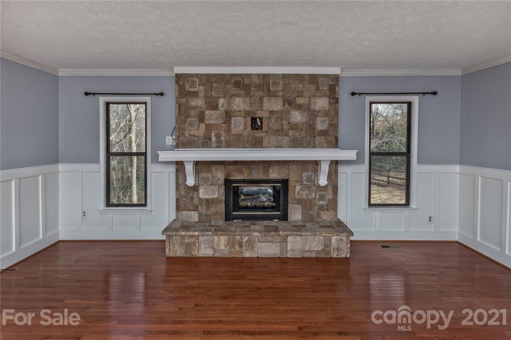 12 Mayfair Drive Candler NC 28715