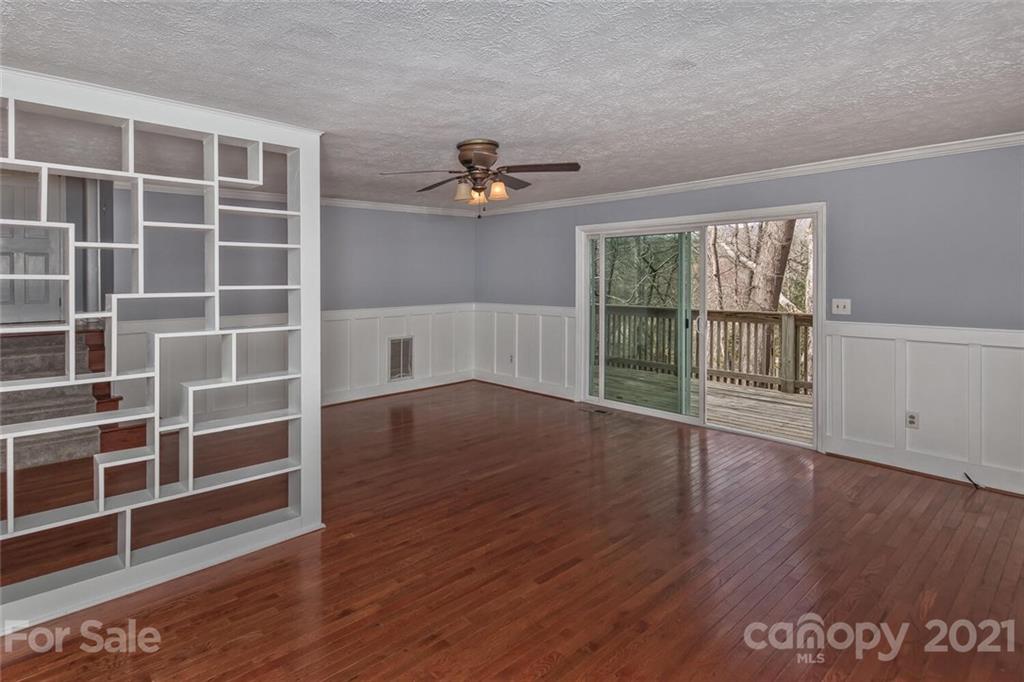 12 Mayfair Drive Candler NC 28715