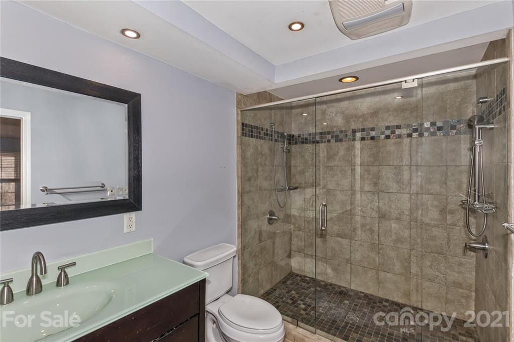 12 Mayfair Drive Candler NC 28715
