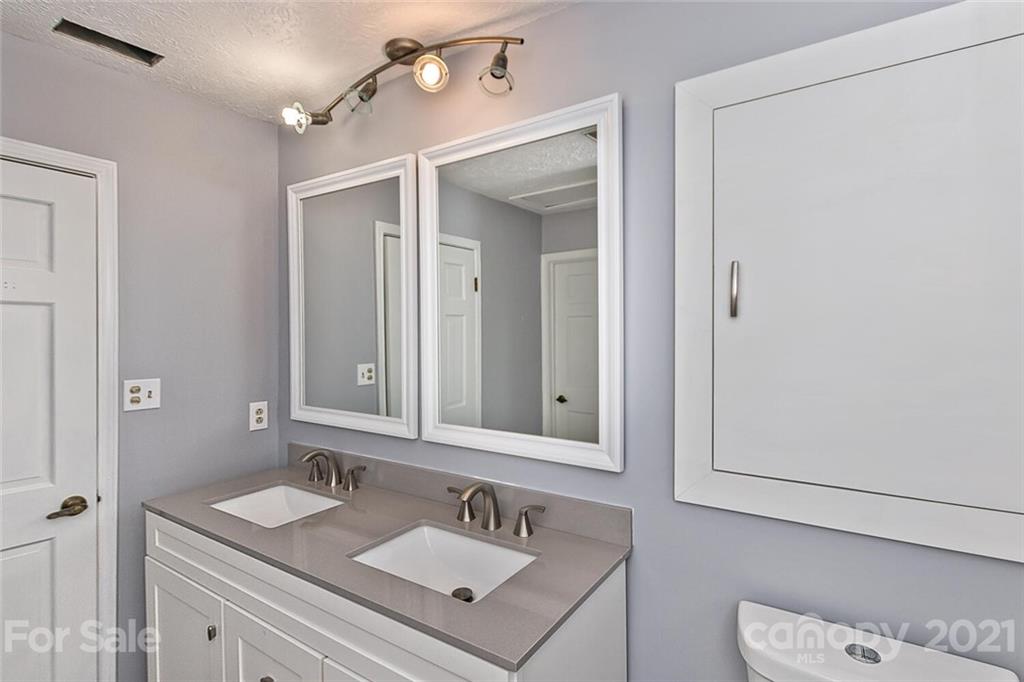 12 Mayfair Drive Candler NC 28715