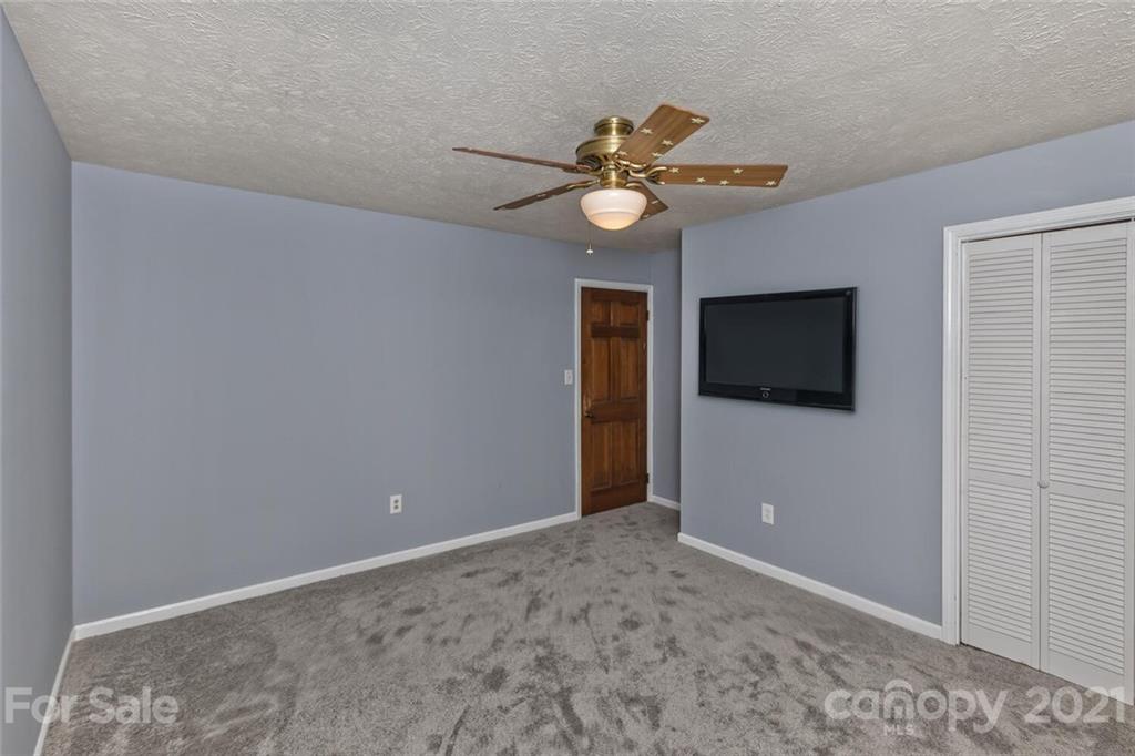 12 Mayfair Drive Candler NC 28715
