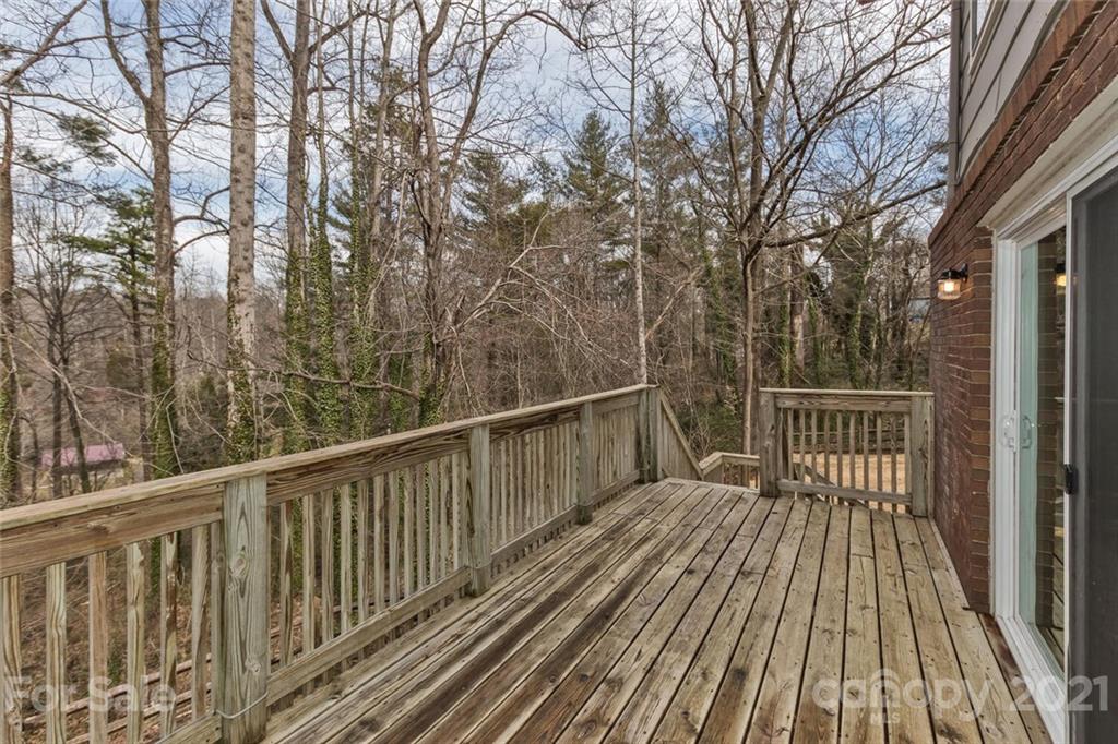 12 Mayfair Drive Candler NC 28715