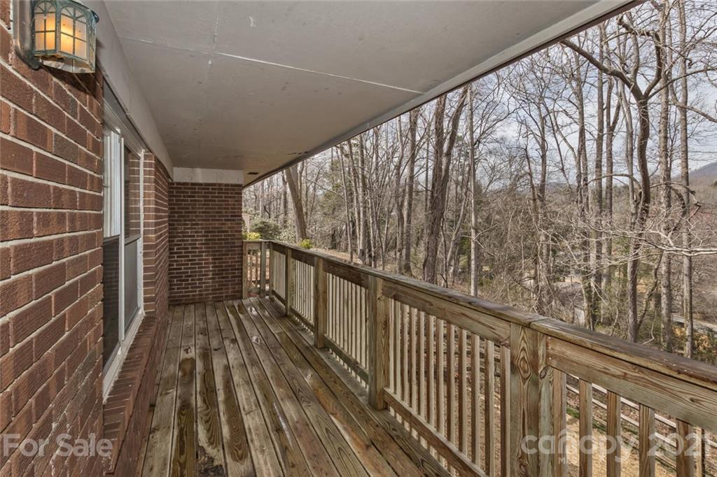 12 Mayfair Drive Candler NC 28715