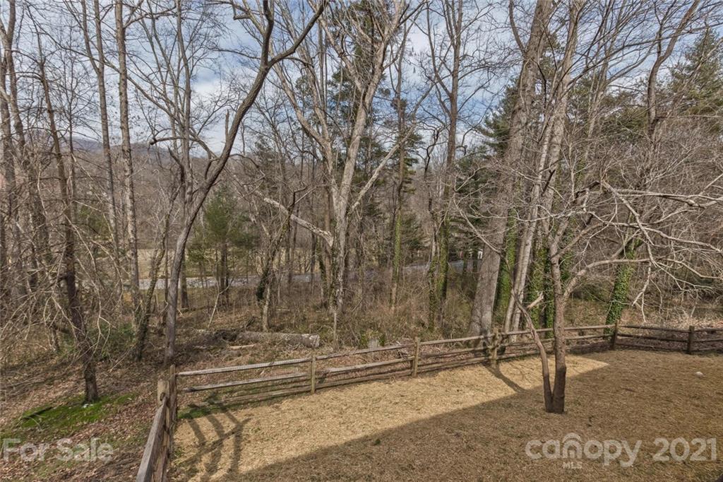 12 Mayfair Drive Candler NC 28715