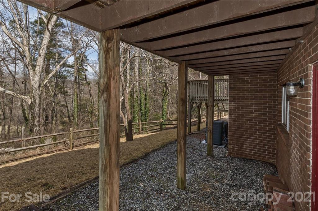 12 Mayfair Drive Candler NC 28715