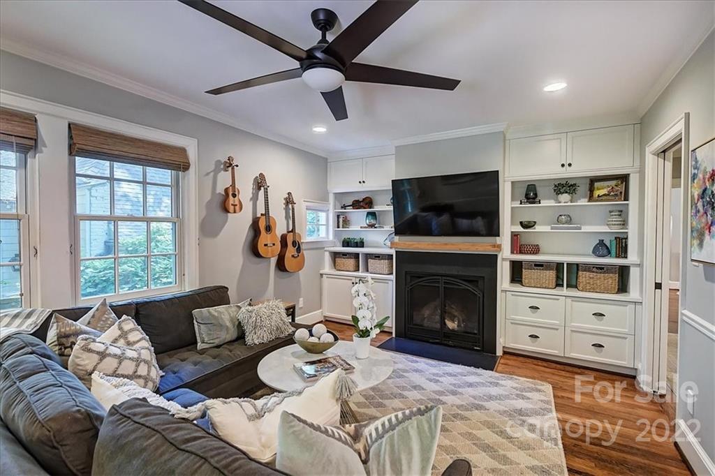2325 Pender Place Charlotte NC 28209