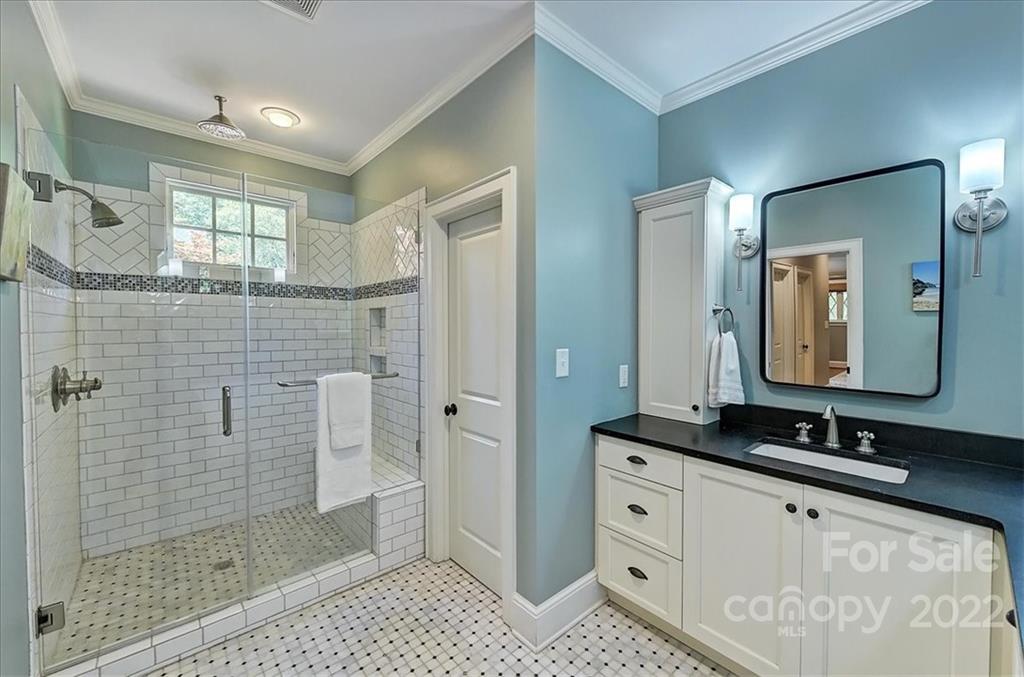 2325 Pender Place Charlotte NC 28209