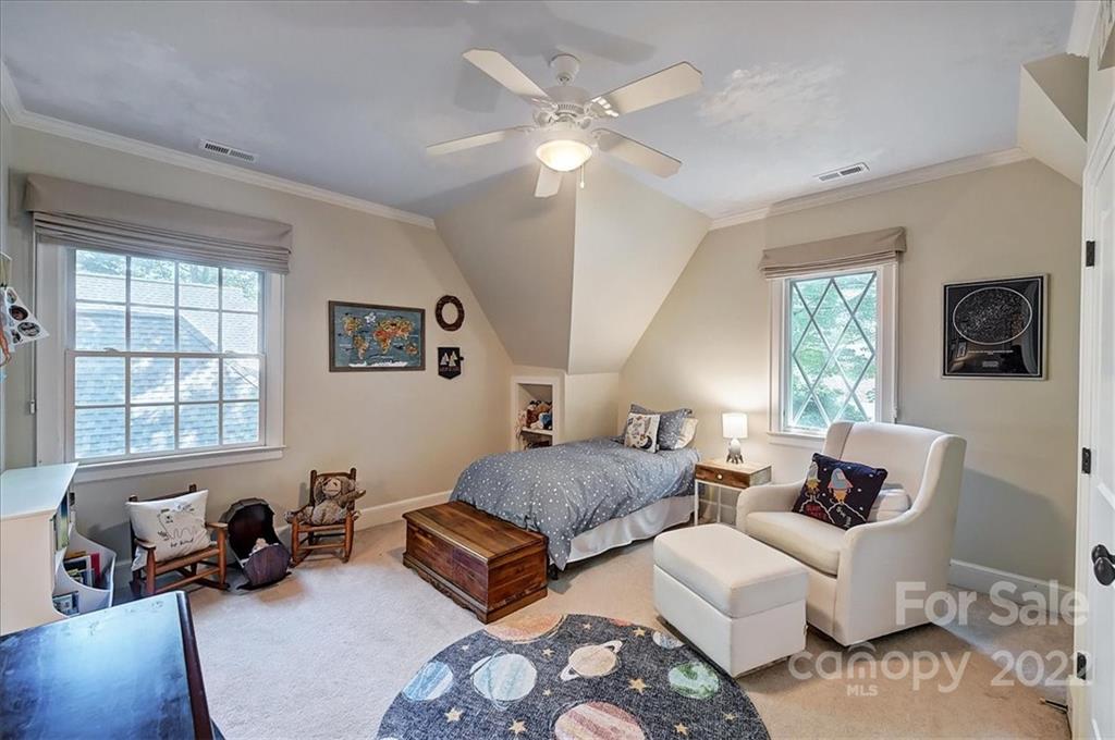 2325 Pender Place Charlotte NC 28209