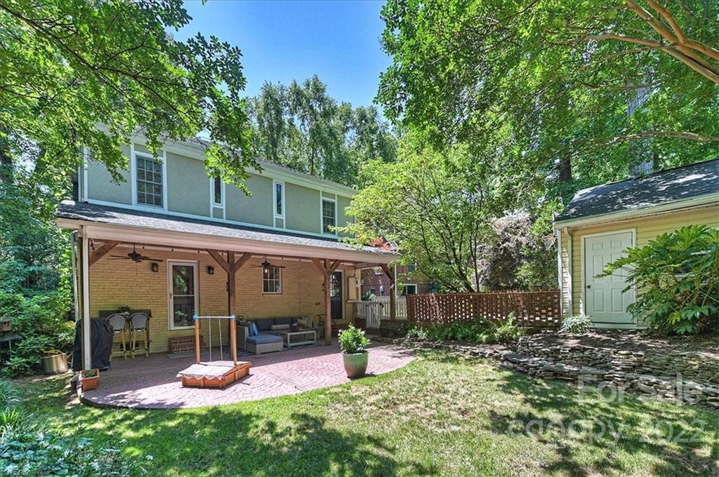 2325 Pender Place Charlotte NC 28209