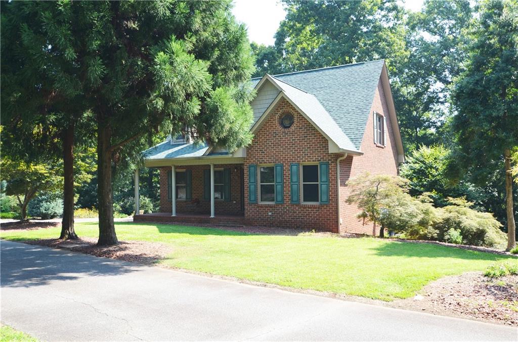 2633 12th Avenue Ne Hickory NC 28601