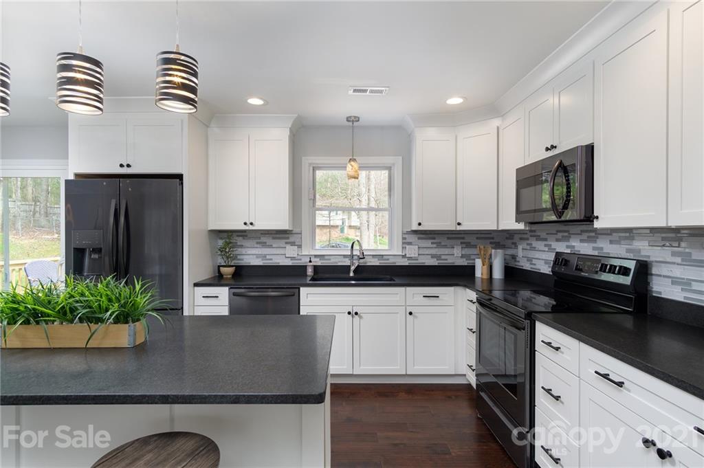 47 Pensacola Avenue Arden NC 28704