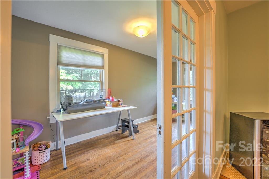 661 Fairview Road Asheville NC 28803