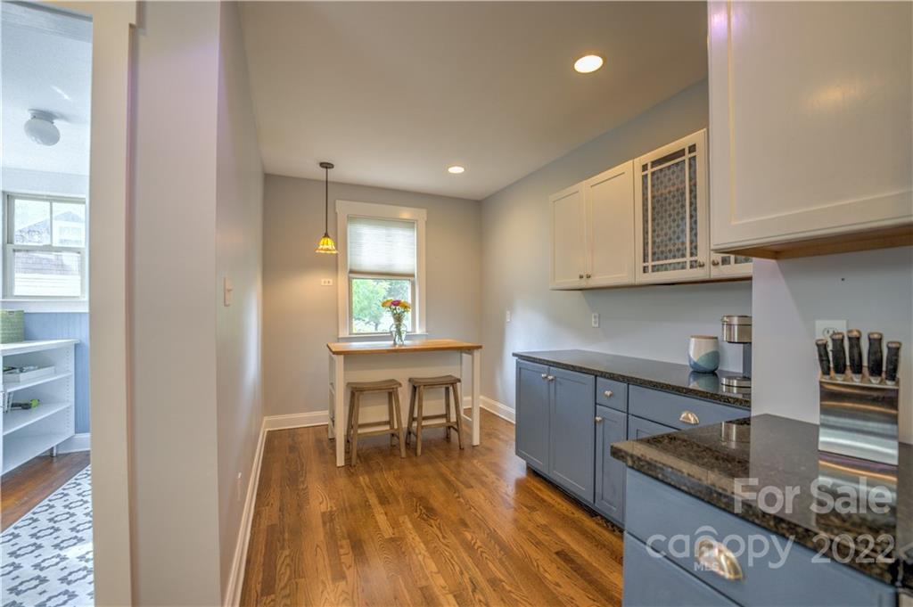 661 Fairview Road Asheville NC 28803