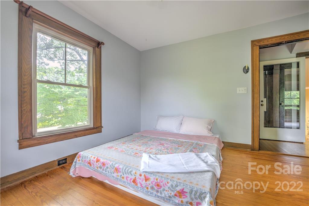 661 Fairview Road Asheville NC 28803