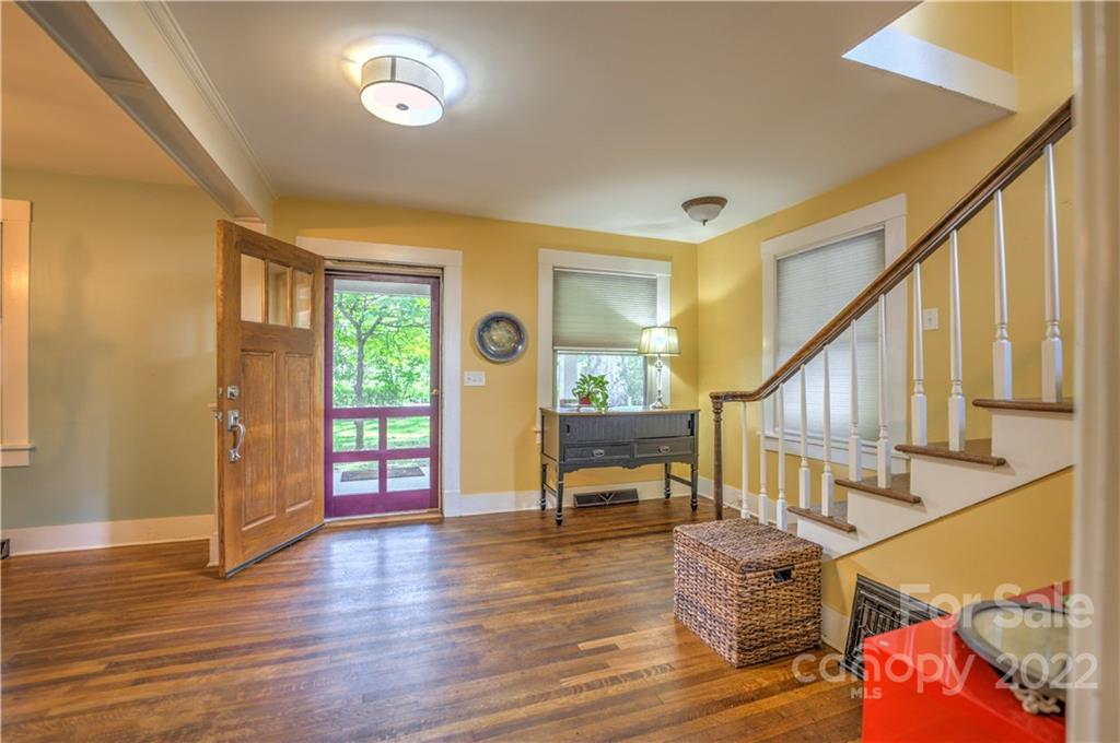 661 Fairview Road Asheville NC 28803