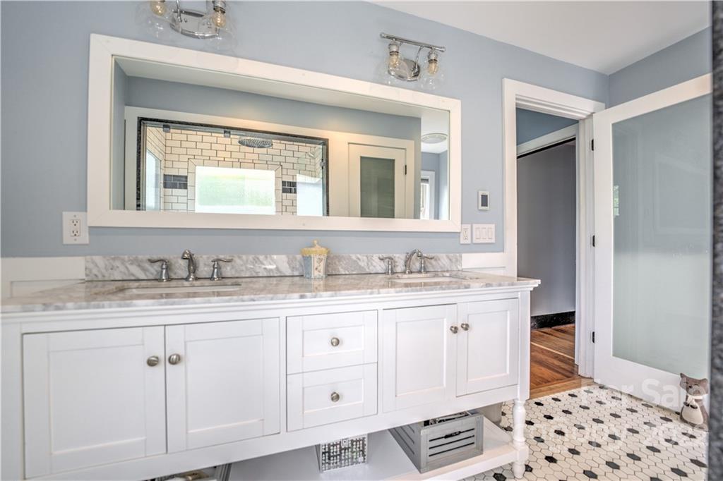 661 Fairview Road Asheville NC 28803