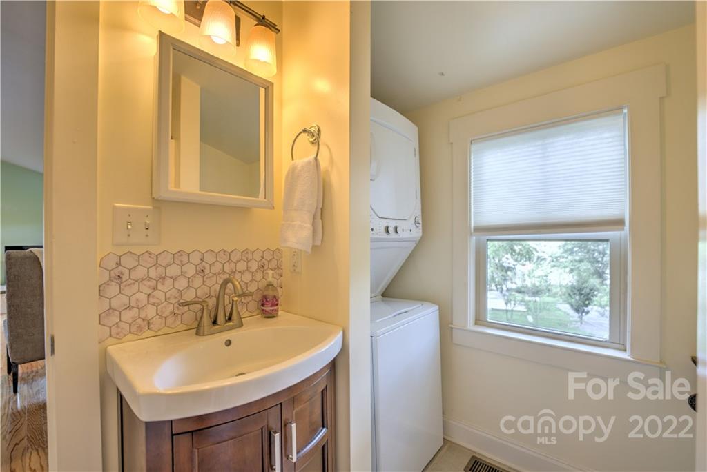 661 Fairview Road Asheville NC 28803