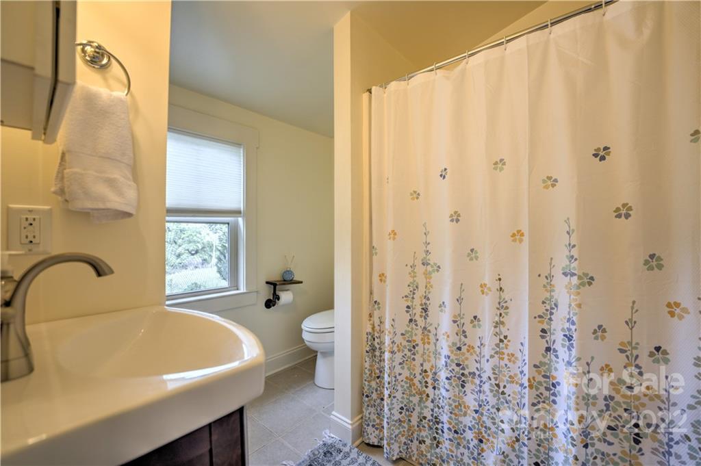 661 Fairview Road Asheville NC 28803