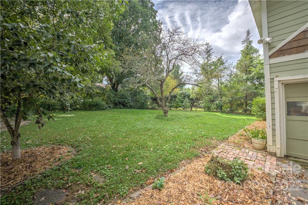 661 Fairview Road Asheville NC 28803