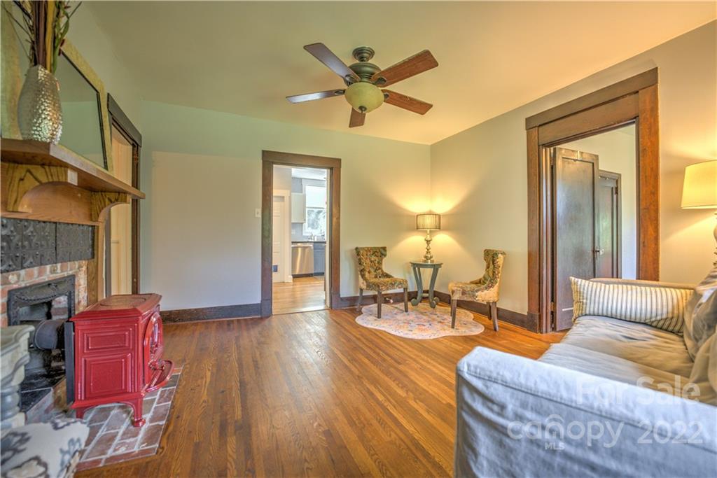 661 Fairview Road Asheville NC 28803