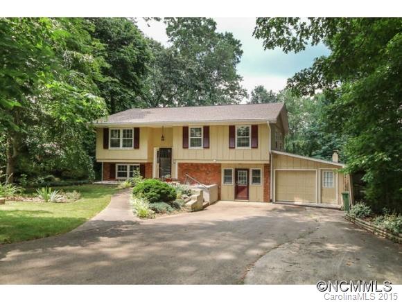 23 King Arthur Place Asheville NC 28806