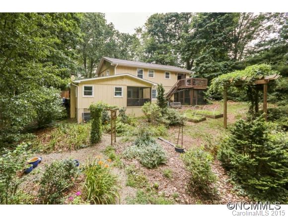 23 King Arthur Place Asheville NC 28806