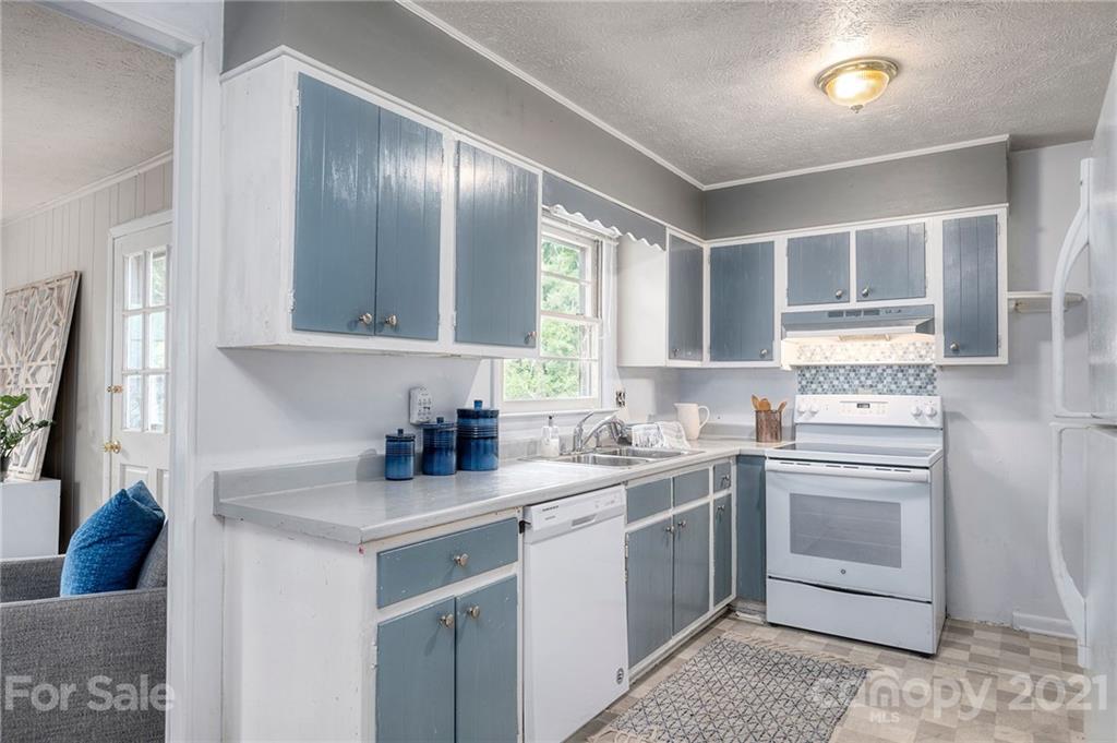 34 Wendover Road Asheville NC 28806