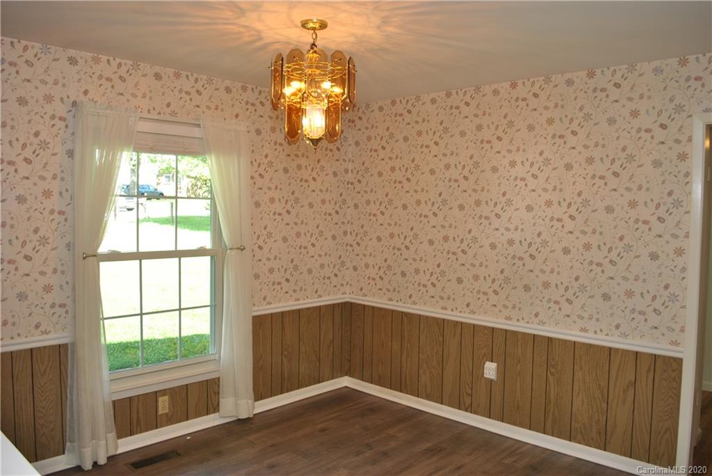 13 Brook Drive Asheville NC 28805