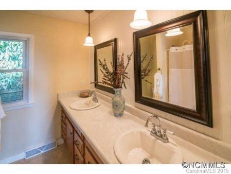 223 Chestnut Forest Road Fairview NC 28730