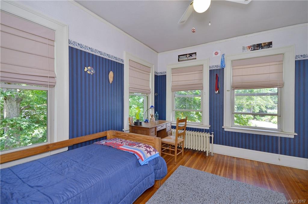 70 Kenilworth Road Asheville NC 28803