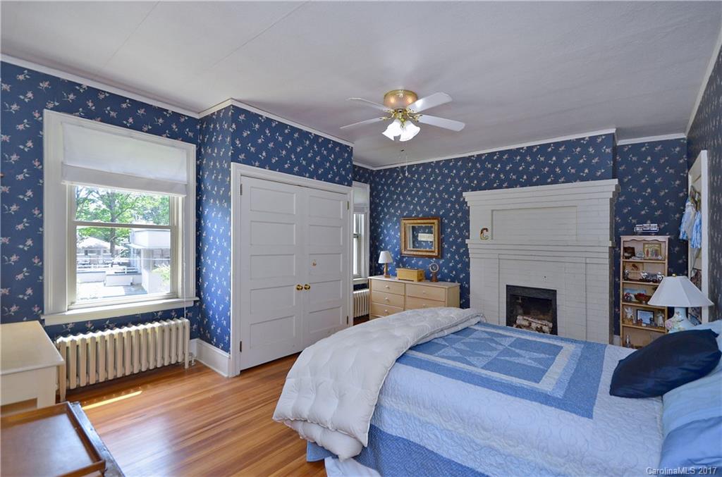 70 Kenilworth Road Asheville NC 28803