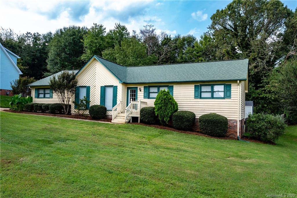2058 19th Avenue Circle NE Hickory NC 28601