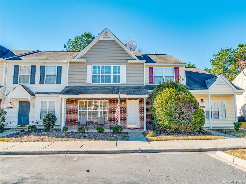 12434 Hennigan Place Lane Charlotte NC 28214