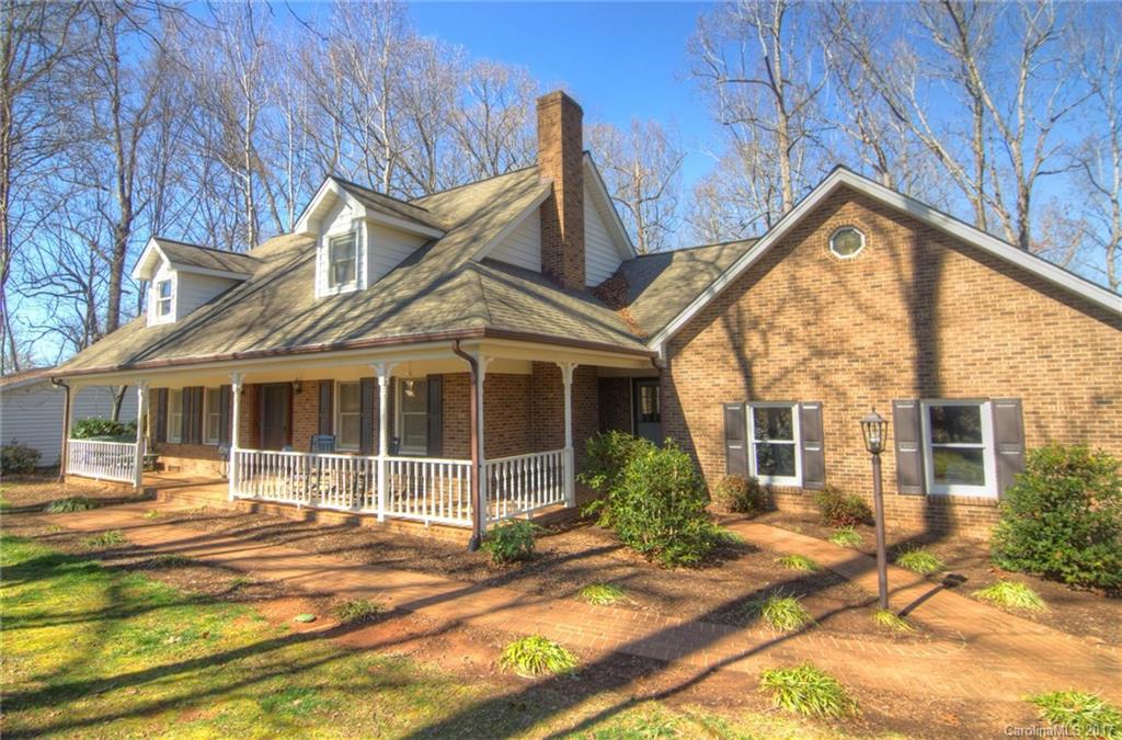 1015 Rolling Green Drive Newton NC 28658
