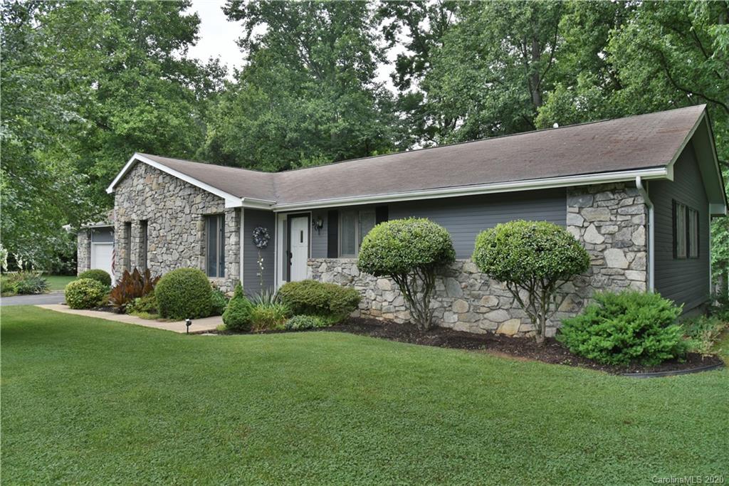 50 Morgan Branch Estate Candler NC 28715