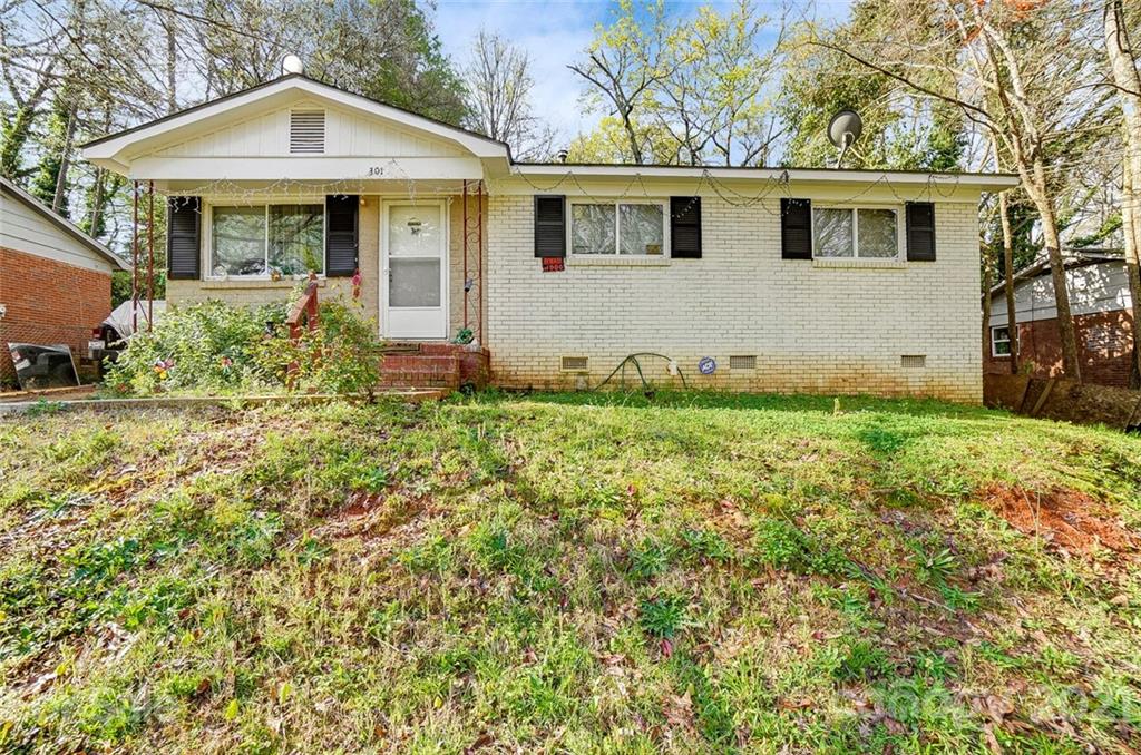 301 Edgegreen Drive Charlotte NC 28217
