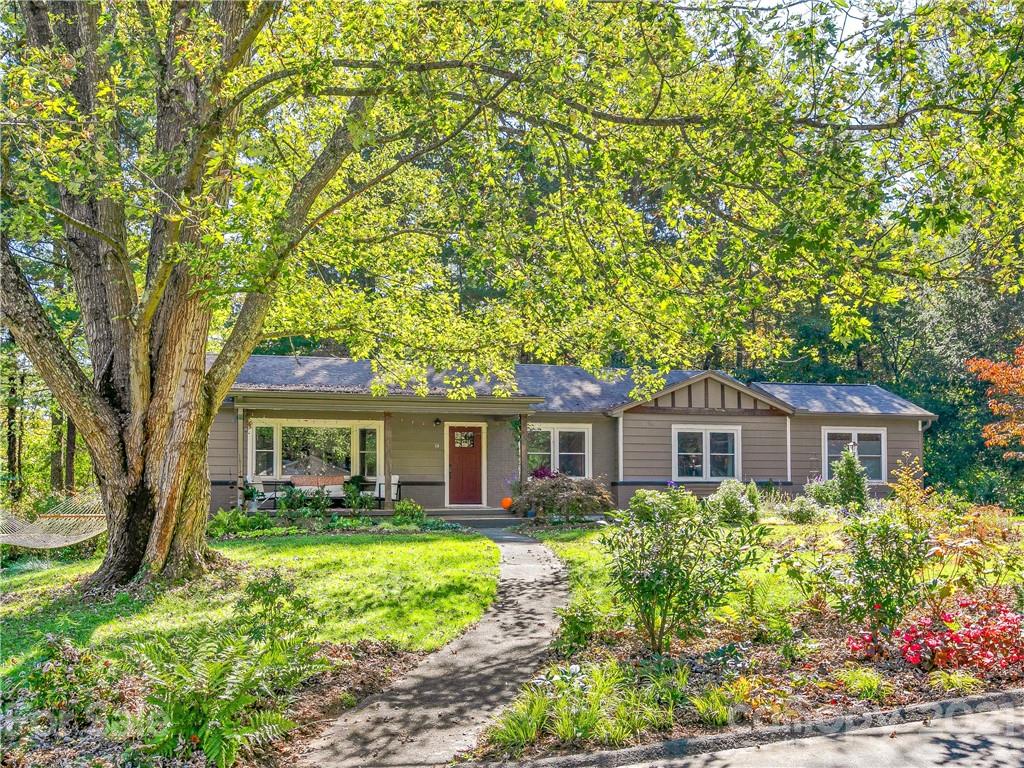 14 Digges Road Asheville NC 28805