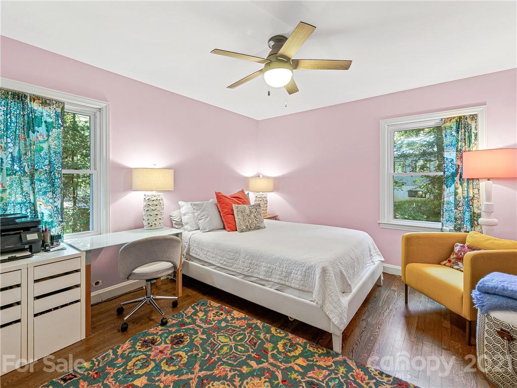 14 Digges Road Asheville NC 28805