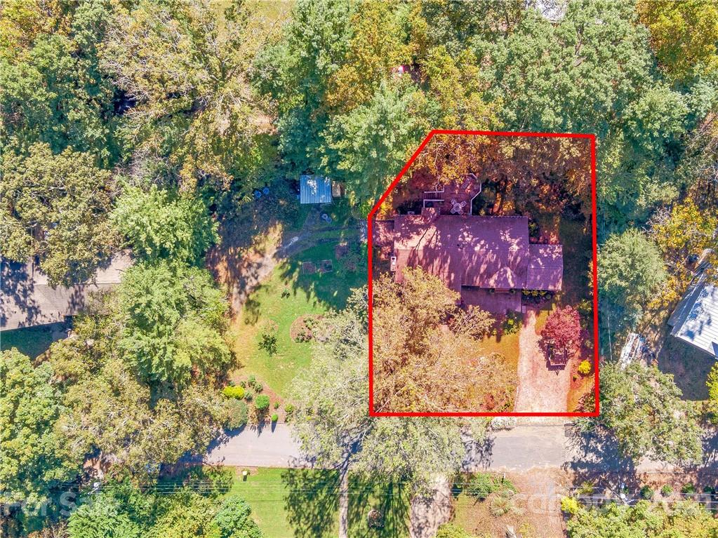14 Digges Road Asheville NC 28805
