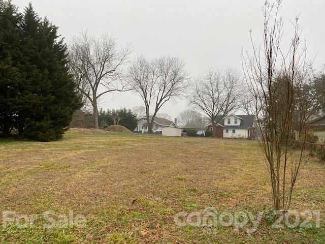 749 S Main Avenue Newton NC 28658