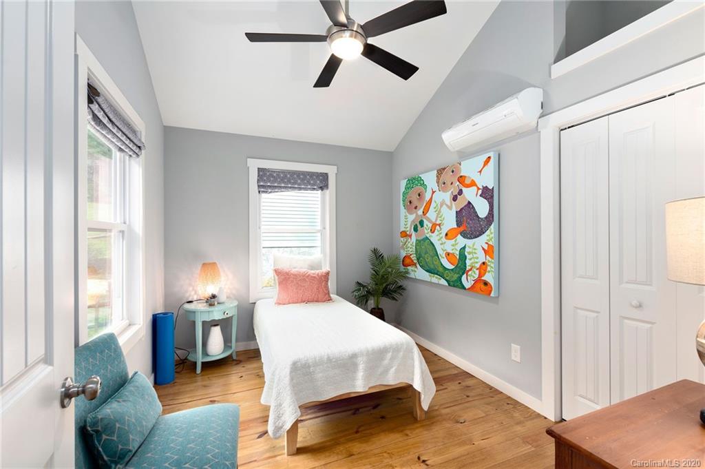 156 Jonestown Road Asheville NC 28804