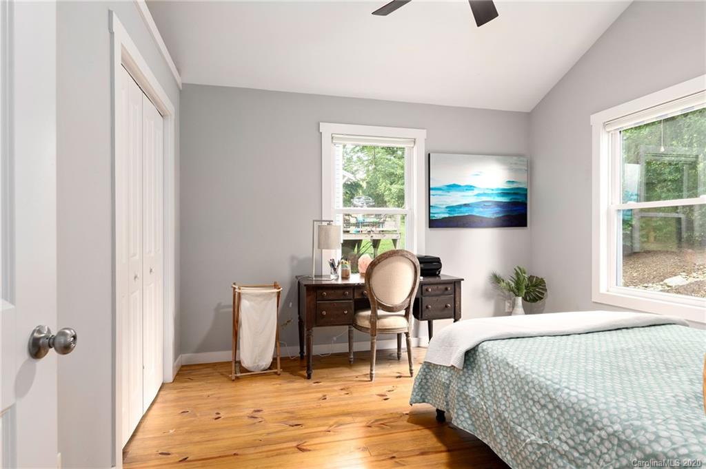 156 Jonestown Road Asheville NC 28804