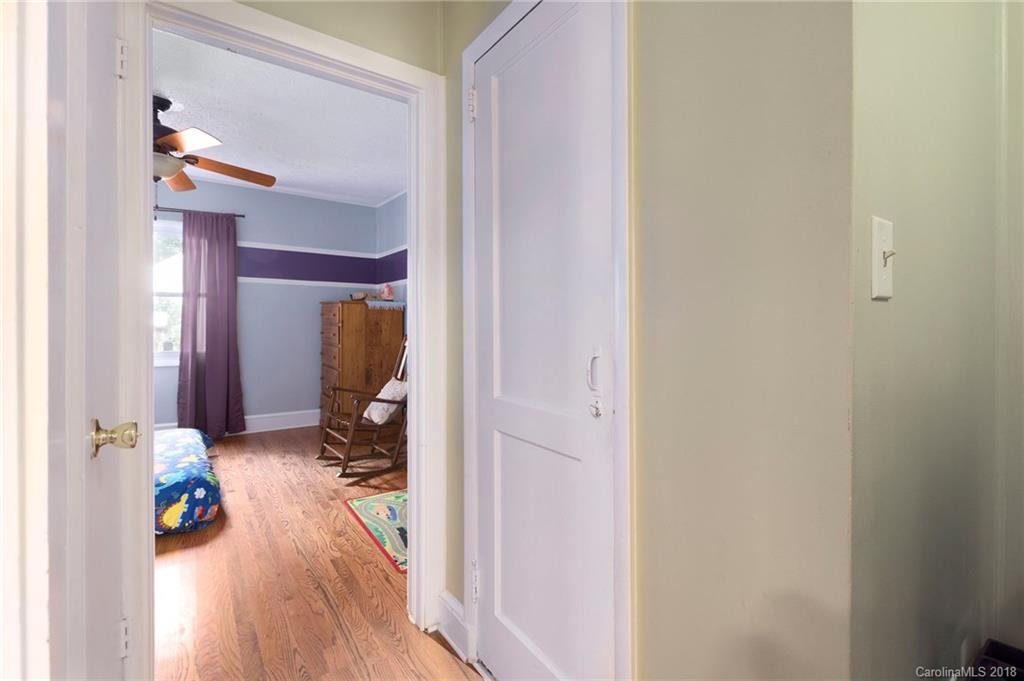 32 Morris Street Asheville NC 28806