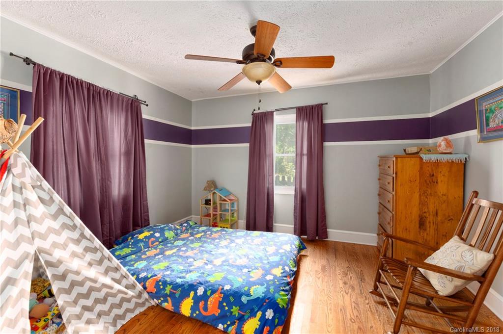 32 Morris Street Asheville NC 28806